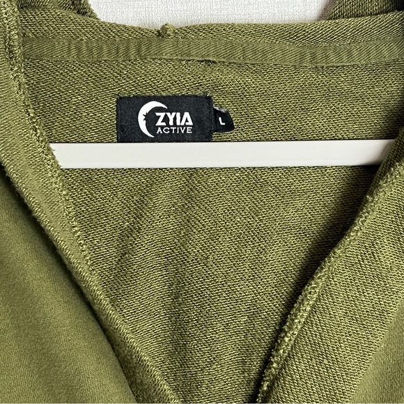 ZYIA Women's Calmness Pocket V-Neck Cropped Hoodie Sweatshirt Olive Size Large - Picture 4 of 8